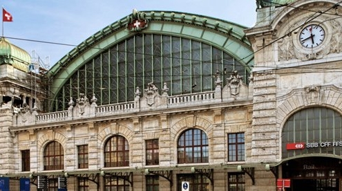 Bild Sonntagsverkäufe - die Plattform für alle Öffnungszeiten - Plattform - Bild Bahnhof Basel