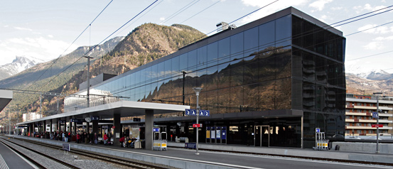 Bild Sonntagsverkäufe - die Plattform für alle Öffnungszeiten - Plattform - Bild Bahnhof Visp