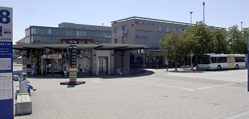 Bild Sonntagsverkäufe - die Plattform für alle Öffnungszeiten - Plattform - Bild Bahnhof Wil