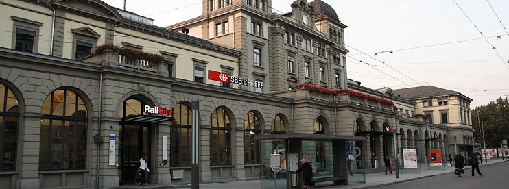 Bild Sonntagsverkäufe - die Plattform für alle Öffnungszeiten - Plattform - Bild Bahnhof Winterthur